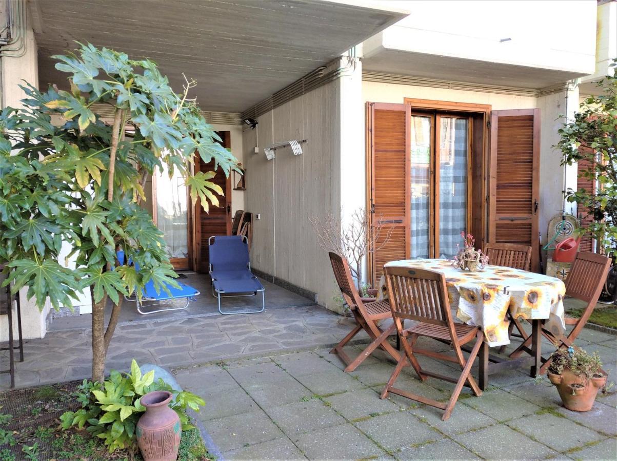 Appartamento Casa Michi Verbania Esterno foto