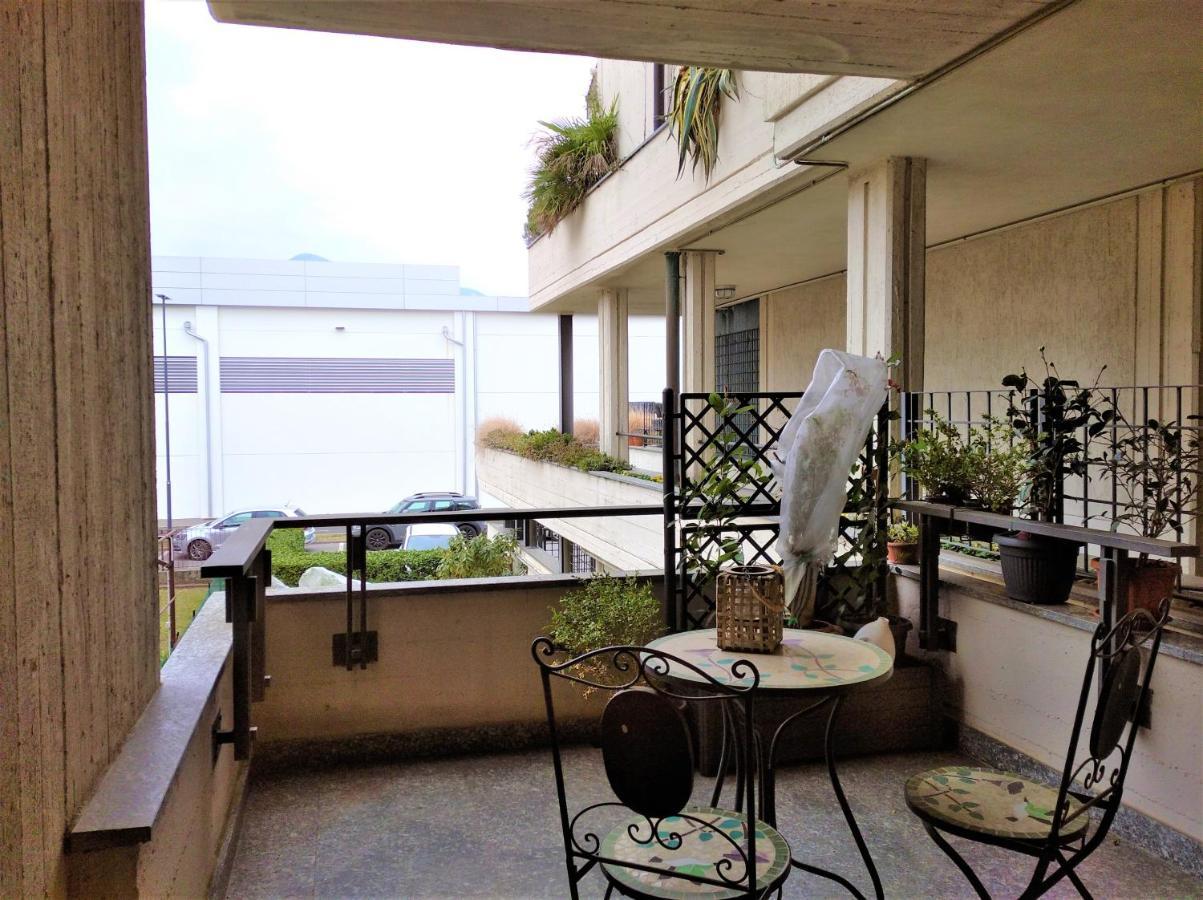 Appartamento Casa Michi Verbania Esterno foto