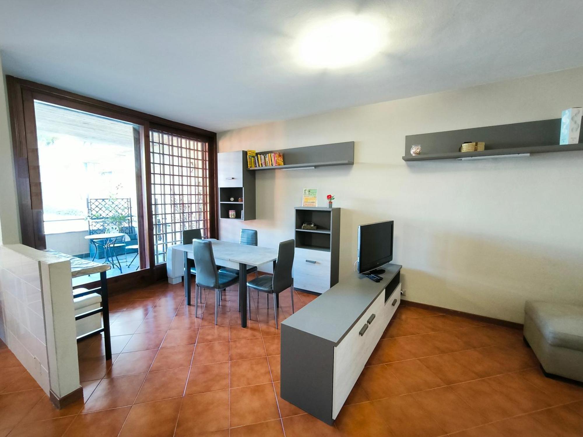 Appartamento Casa Michi Verbania Esterno foto